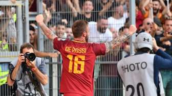 Perpanjang Kontrak, De Rossi Perkuat Roma hingga 2019