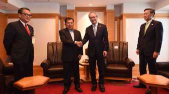 Wakil Presiden Jusuf Kalla bertemu dengan President dan CEO Sumitomo Mitsui Banking Corporation (SMBC) Makoto Takashima di Tokyo, Jepang, Senin (5/6).