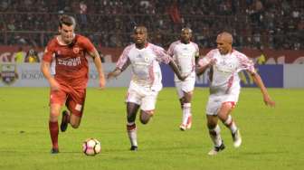 Hasil Lawan MU Jadi Penentu Nasib Pelatih Persipura