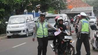 Polisi Tilang 1.133 Pengendara Selama Senin Kemarin