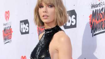 Taylor Swift Mandi Berlian Seharga Rp133 M!