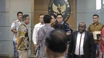 Komnas HAM melakukan pertemuan dengan Menkopolhukam Wiranto di Jakarta, Jumat (9/6).