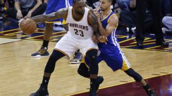 Tuntaskan Dendam Atas Cavs, Warriors Jawara NBA Tahun Ini