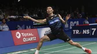 Pebulutangkis tunggal putra Malaysia Lee Chong Wei menghadapi pebulutangkis tunggal putra India Prannoy H.S pada pertandingan babak kedua kejuaraan BCA Indonesia Open 2017 di Jakarta Convention Center, Senayan, Kamis (15/6).