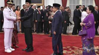 Jokowi Lantik Gubernur DKI Jakarta