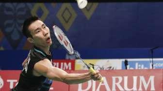 Pebulutangkis tunggal putra Malaysia Lee Chong Wei menghadapi pebulutangkis tunggal putra India Prannoy H.S pada pertandingan babak kedua kejuaraan BCA Indonesia Open 2017 di Jakarta Convention Center, Senayan, Kamis (15/6).