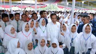 Jokowi Ingatkan Anak-Anak Untuk Rajin Belajar