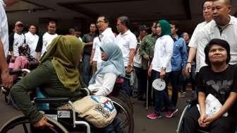 Duka Penyandang Disabilitas Mudik Saat Ban Bus Meletus di Jalan