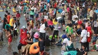 Beginilah Ancol di Libur Lebaran, Mau Gerak Saja Sulit