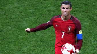 Portugal Dikalahkan Chile, Ronaldo Rayakan Kelahiran Anak Kembar
