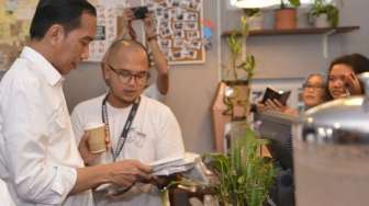 Jokowi Puji Kreativitas Anak Muda Kembangkan Produk Lokal