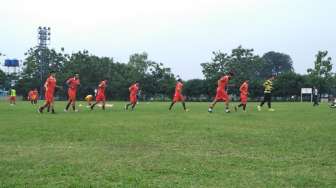 Usai Ditahan Imbang Persegres, Persija Geber Latihan