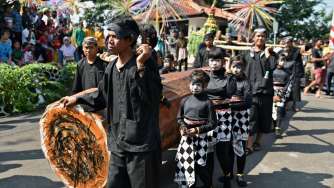 Digelar pada setiap bulan Syawal setelah lebaran.