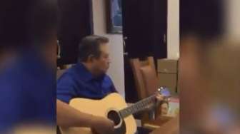 Begini Jadinya Jika Jokowi, SBY, Sandiaga satu Band, Ayo Tonton!