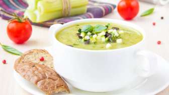 Hujan-hujan, Enaknya Menyantap Sup Zucchini