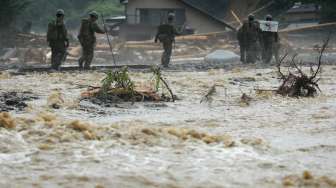 Kerusakan parah yang diakibatkan oleh bencana banjir di Perfektur Fukuoka dan Ota, Minggu (9/7/2017). (AFP)