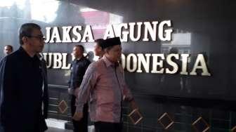 Pansus KPK Disambut Kejagung Pakai Gamelan