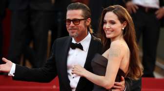 Masih Takut Angelina Jolie, Brad Pitt Pilih Kencani Emily Ratajkowski Diam-diam