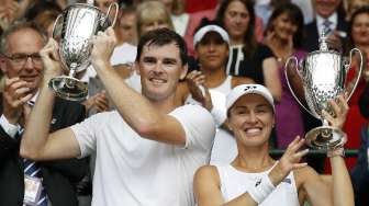 Hingis-Murray Rebut Gelar Ganda Campuran Wimbledon