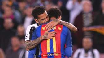 Bimbang, Alves 'Panas-panasin' Neymar Gabung PSG