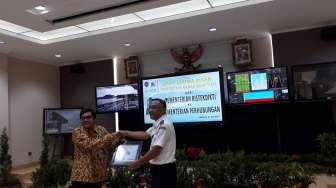 Kemenhub Terima Hibah Radar Maritim Indera MX-4