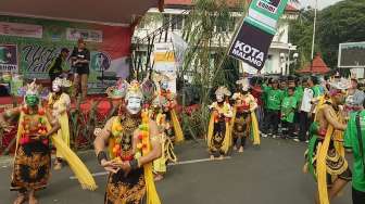 Kampung Budaya Polowijen Pentaskan Tari Topeng Malang