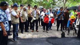 Kemen PUPR Kembangkan Pemanfaatan Limbah Plastik untuk Aspal