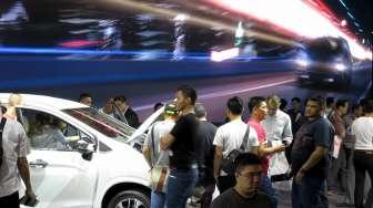 PT Mitsubishi Motors Krama Yudha Sales Indonesia (MMKSI) resmi meluncurkan Mitsubishi Xpander untuk yang pertama kalinya di dunia pada pameran otomotif GAIKINDO Indonesia International Auto Show (GIIAS) di ICE, BSD City, Tangerang, Banten, Kamis (10/8).