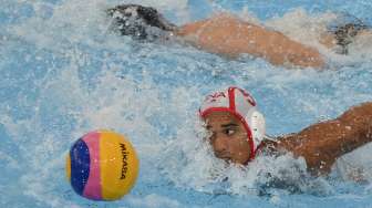 Pertandingan Polo Air Indonesia melawan Malaysia di SEA Games XXIX di National Aquatic Centre, Kawasan Stadion Bukit Jalil, Kuala Lumpur, Malaysia, Selasa (15/8)