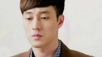 Comeback Akting Usai Hiatus, So Ji Sub Jadi Dokter dan Pengacara