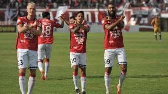 Dukungan Pemain Bali United untuk Pengungsi Gunung Agung