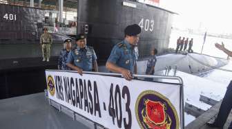 KRI Nagapasa-403 setibanya di Dermaga Kapal Selam Koarmatim, Ujung, Surabaya, Jawa Timur, Senin (28/8).