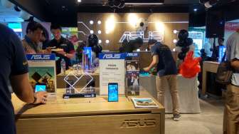 Berkunjung ke Exclusive Store Kedua Asus, Bisa Uji Ponsel Terbaru