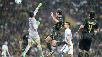 Thailand Rebut Emas Berkat Gol Bunuh Diri Kiper Malaysia