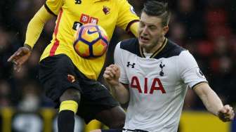 Perkuat Lini Belakang, Stoke Boyong Pemain Tottenham