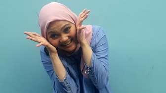 Sengit, Rina Nose Vs Netizen!