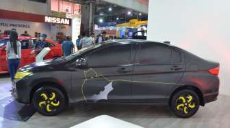 Honda City "Batman" Mejeng di Nepal