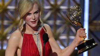 Di Depan Suami, Nicole Kidman Nekat Ciuman dengan Lelaki Ini