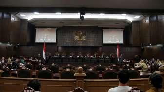 Sidang permohonan uji materi Undang-Undang Nomor 7 Tahun 2017 tentang Pemilihan Umum (Pemilu), di Mahkamah Konstitusi, Jakarta, Senin (25/9).