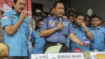 Badan Narkotika Nasional (BNN) merilis hasil penggagalan upaya peredaran narkotika jenis sabu dan ekstasi yang dilakukan oleh empat jaringan narkotika Internasional di Jakarta, Selasa (10/10).