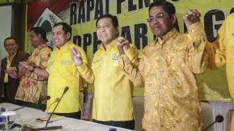 Ketua Umum Partai Golkar Setya Novanto memimpin rapat pengurus pleno DPP Partai Golkar di Jakarta, Rabu (11/10).