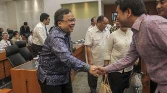 Rapat kerja Badan Anggaran (Banggar) Dewan Perwakilan Rakyat (DPR) di Kompleks Parlemen, Senayan, Jakarta, Senin (23/10).