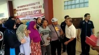 Dua Jenazah Itu Ternyata Kakak Beradik, Ibunda Histeris