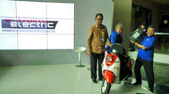 Yamaha Uji Coba Motor Listrik E-Vino di Indonesia