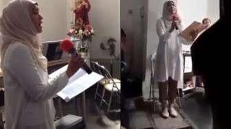 Tuai Pujian, Muslimah Berjilbab Jadi Solis Lagu 'Ave Maria' di Misa Kematian Temannya