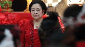 Reaksi Megawati Saat Tahu Emil Dardak Mbalelo