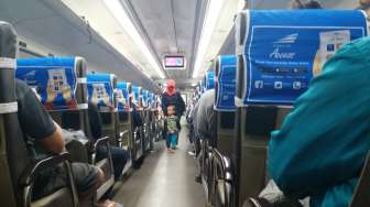 Tiket Kereta Api Lintas Selatan Jawa Mulai Diburu Pemudik