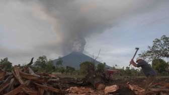 Menkes Pastikan Tim Medis Gunung Agung Siap