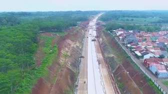 Truk BUMN Tabrak Warga hingga Tewas, Tol Batang-Pemalang Diblokir