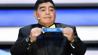 Petualangan Seks Diego Maradona, Hilang Keperjakaan di Usia 13 Tahun